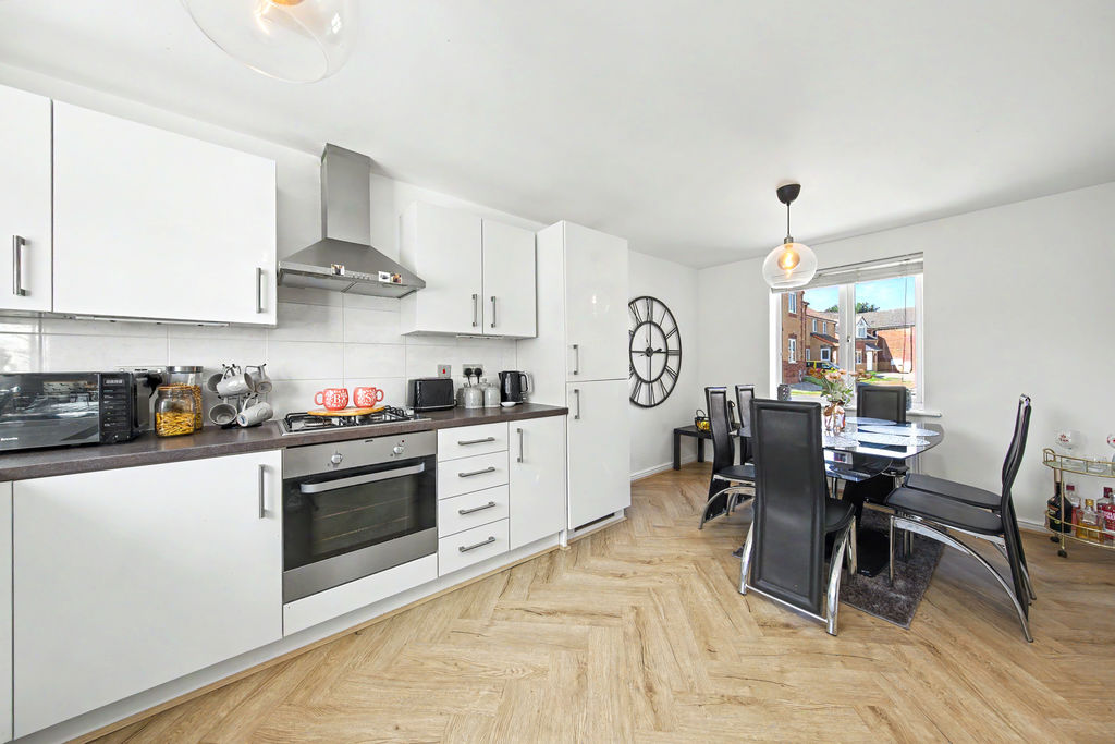 Masefield Avenue Holmewood